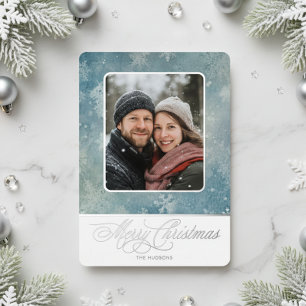 Tarjeta Festiva Con Relieve Metalizado Navidades de invierno con foto de nieve azul rusti