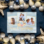 Tarjeta Festiva Con Relieve Metalizado Navidades de playa Mares y saludos Fotografía de m<br><div class="desc">Enviar Navidades cálidos desde la playa con esta tarjeta personalizada de vacaciones costeras con 3 fotos y caligrafía de "Mares y saludos" impresa con Relieve metalizado de oro real. En el centro hay un grupo de conchas acuáticas,  con un fondo de madera en la playa.</div>