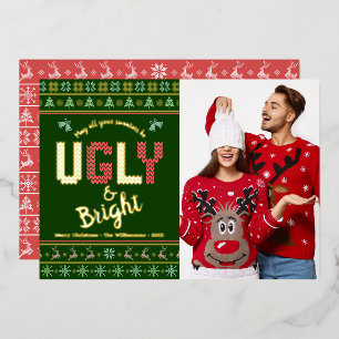 Tarjeta Festiva Con Relieve Metalizado Navidades de suéter feo verde foto de Tacky Real G