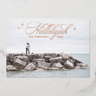 Tarjeta Festiva Con Relieve Metalizado Navidades del oro Aleluya. Elegante foto religiosa