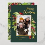 Tarjeta Festiva Con Relieve Metalizado Navidades Foto follaje verde elegante moderno<br><div class="desc">Foto acuarela navidad floral y follaje Relieve metalizado tarjeta de vacaciones. Hermoso follaje pintado con acuarela y texto de escritura moderno. Parte de una colección.</div>