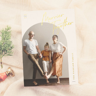 Tarjeta Festiva Con Relieve Metalizado Navidades fotográficos de Merrier Together Arch