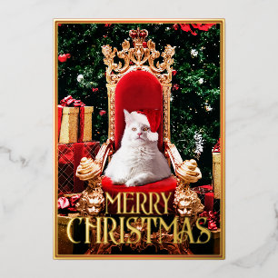 Tarjeta Festiva Con Relieve Metalizado Navidades Maine Coon Cat sentada en Santa Throne -
