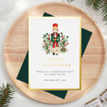 Tarjeta Festiva Con Relieve Metalizado Navidades Nutcracker Red Berries Elegant<br><div class="desc">Presentamos nuestra tarjeta de felicitaciones navideñas Personalizado que promete difundir alegría navideña y marcar la pauta para sus celebraciones festivas. Nuestra invitación, de diseño único, capta la verdadera esencia del espíritu de las vacaciones. Decorada con un vibrante follaje verde, bayas lujosas y un clásico petardo de juguete, esta tarjeta es...</div>