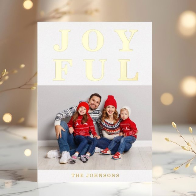 Tarjeta Festiva Con Relieve Metalizado Oro de Navidad con Foto Moderna Alegre (Elegant Joyful Photo Christmas Gold Foil Holiday Card)
