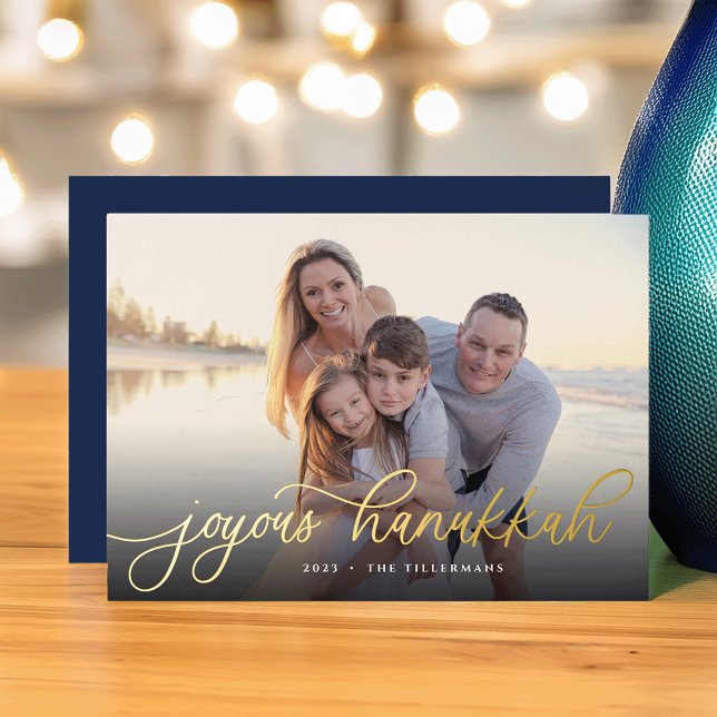 Tarjeta Festiva Con Relieve Metalizado Oro Script Overlay l Hanukkah Photo (Subido por el creador)