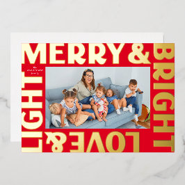 Tarjeta Festiva Con Relieve Metalizado Oro y moras rojas y amor brillante y luz