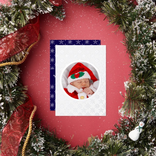 Tarjeta Festiva Con Relieve Metalizado Photo Santa Baby Snowflakes White Silver Blue BKGD (in situ)