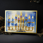 Tarjeta Festiva Con Relieve Metalizado Pintura de color de las velas blancas de Menorah a<br><div class="desc">Pintura de color de las velas blancas de Menorah azul</div>
