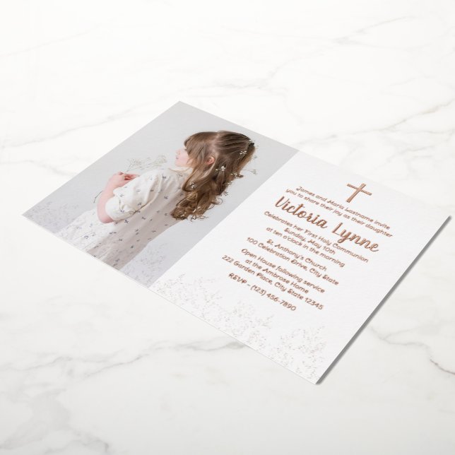 Tarjeta Festiva Con Relieve Metalizado Primera comunión de la Cruz Floral con foto (girado)