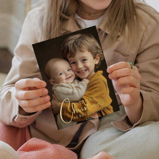 Tarjeta Festiva Con Relieve Metalizado Primera Navidad como foto de Gran Hermano (Subido por el creador)