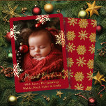 Tarjeta Festiva Con Relieve Metalizado Relieve metalizado dorado Copos de nieve y foto fa<br><div class="desc">Bonito copos de nieve dorados y tarjeta de Navidades de fotografía para bebés con Relieve metalizado dorado. Puede personalizar el texto,  agregar sus nombres y cargar la foto de su familia en el área de personalización.</div>