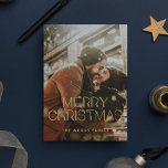 Tarjeta Festiva Con Relieve Metalizado Retro 80 Feliz Navidad de oro<br><div class="desc">Feliz Navidad: una tipografía de neón retro para esta tarjeta fotográfica de Navidad con Relieve metalizado de oro real.</div>