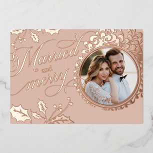 Tarjeta Festiva Con Relieve Metalizado Rosa Gold 1 de caligrafía casada y morada