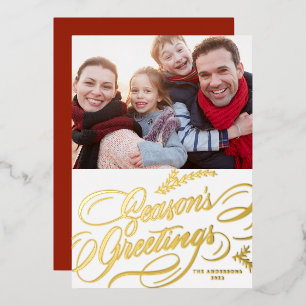 Tarjeta Festiva Con Relieve Metalizado Saludos de temporada Foto de caligrafía elegante