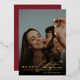 Tarjeta Festiva Con Relieve Metalizado Script Estiloso Minimalista 1 Foto Rojo Navidad