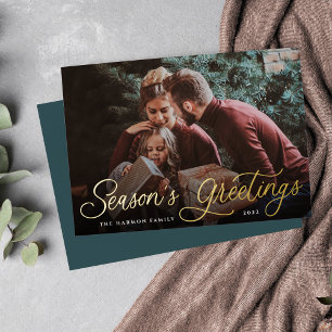Tarjeta Festiva Con Relieve Metalizado Simple Gold Script Overlay Seasons Greetings Photo