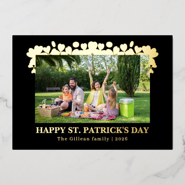 Tarjeta Festiva Con Relieve Metalizado Simple St patricks day Shamrocks family photo (Anverso)