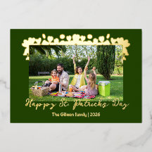 Simple St patricks day Shamrocks family photo