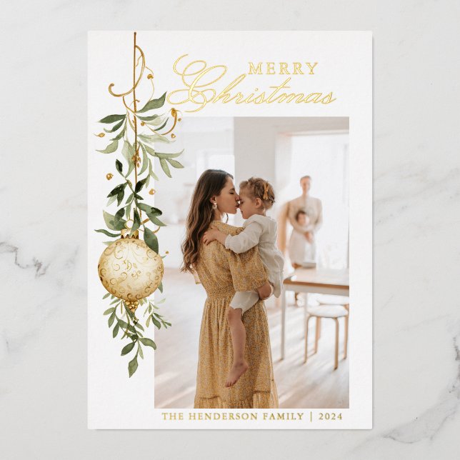 Tarjeta Festiva Con Relieve Metalizado Sofisticado Navidades Verdor Ornamento de Oro (Anverso)