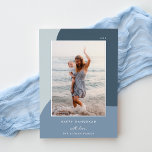 Tarjeta Festiva Con Relieve Metalizado Sombras alegres foto vertical Hanukkah Silver<br><div class="desc">Un diseño de tarjeta Hanukkah de moda y elegante con una foto vertical o retrato sobre un fondo de formas orgánicas en tonos azules con guarnecido de Relieve metalizado plateado. Personalice con su nombre familiar y el saludo de su personalizado Hanukkah debajo para el toque final perfecto a estas tarjetas...</div>