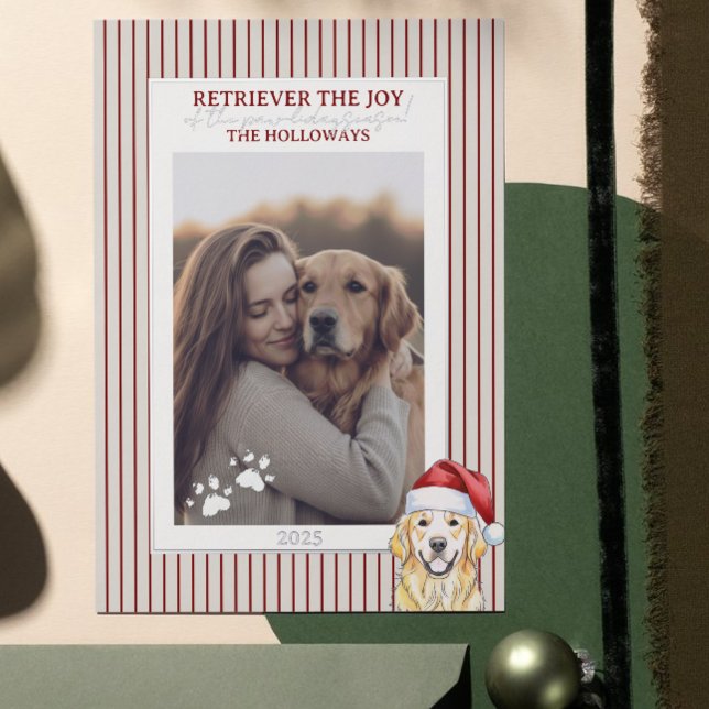 Tarjeta Festiva Con Relieve Metalizado Tarjeta de Relieve metalizado Golden Retriever de  (Send Paw-liday Greetings with this Holiday Pun Watercolor Golden Retriever Foil Card! )