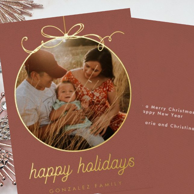 Tarjeta Festiva Con Relieve Metalizado Terracotta Whimsical Ornament & Bow Photo (Subido por el creador)