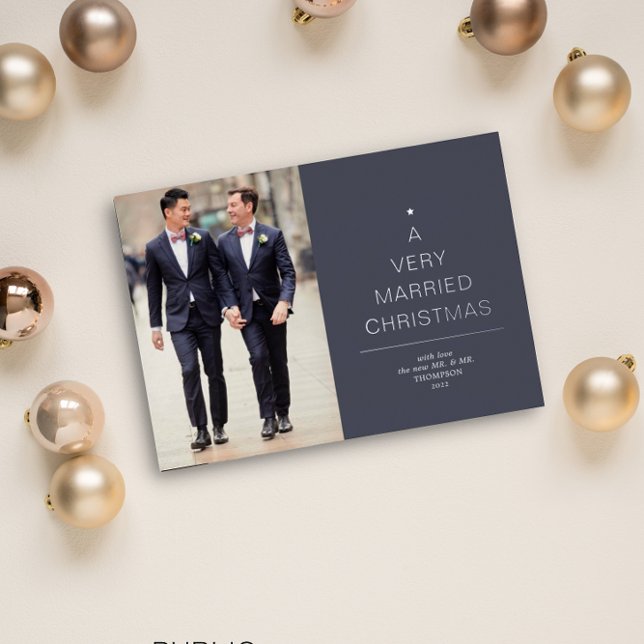 Tarjeta Festiva Con Relieve Metalizado Una plata azul muy casada para los Navidades (Subido por el creador)
