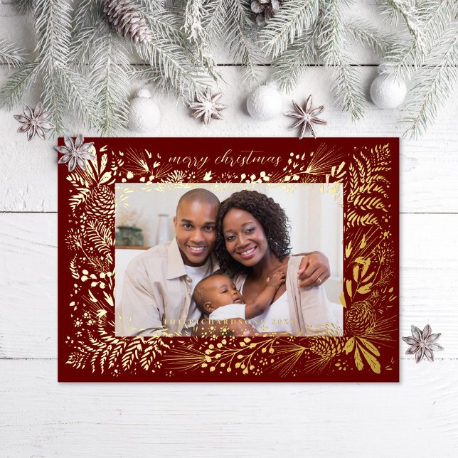 Tarjeta Festiva Con Relieve Metalizado Woodland Ferns Pine Cone (Subido por el creador)