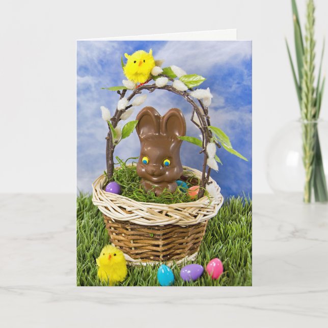 Tarjeta Festiva Conejito de pascua del chocolate en cesta (Anverso)