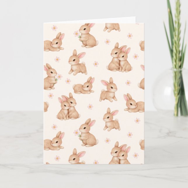 Tarjeta Festiva Conejitos Lindos con Patrón Floral Rosa Pascua (Anverso)