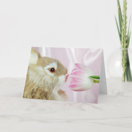 Tarjeta Festiva Conejo de Pascua con Tulipano Rosa