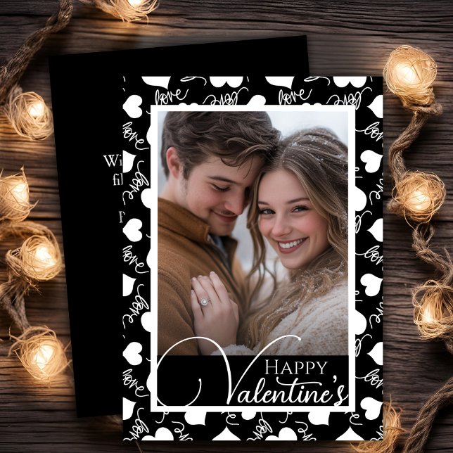 Tarjeta Festiva Corazones de amor negros y blancos felices foto de (Black & White Love Hearts Happy Valentine's Photo Holiday Card)
