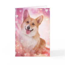 Corgi sonriente con corazón Valentine