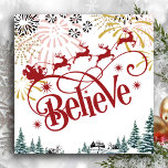 Tarjeta Festiva Creer | Santa Claus Sleigh Con Renos Voladores<br><div class="desc">Tarjeta de Navidad simple y dulce con un Santa Claus en el trineo con su reno volador. ¡Les deseo a todos Feliz Navidad y Feliz Año Nuevo!</div>