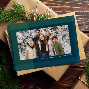 Tarjeta Festiva Cuadro navideño audaz de cuadros escoceses simple 