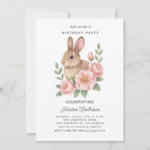 Cumpleaños de conejito en acuarela y flores rosada