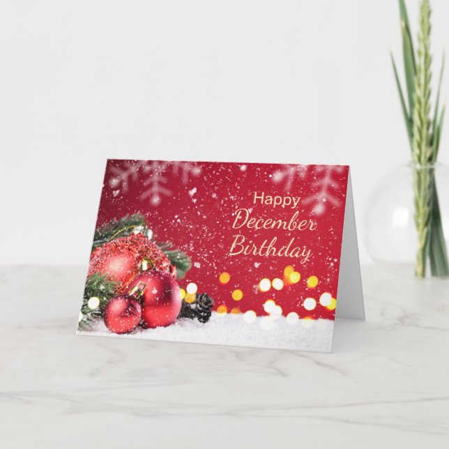 Tarjeta Festiva Cumpleaños de diciembre, baubles rojos, abetos, co (Anverso)