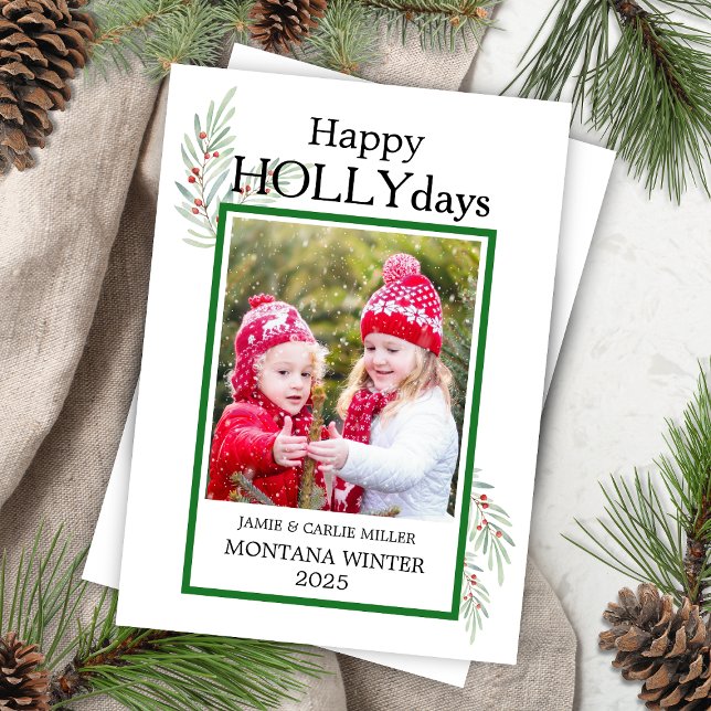 Tarjeta Festiva Cute Holly deja felices Navidades de HolIdays (cute colorful watercolor holly kids christmas card reads happy holly days with single photo frame)