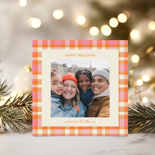 Tarjeta Festiva Cute Pink Orange Retro Plaid Christmas Photo (Subido por el creador)