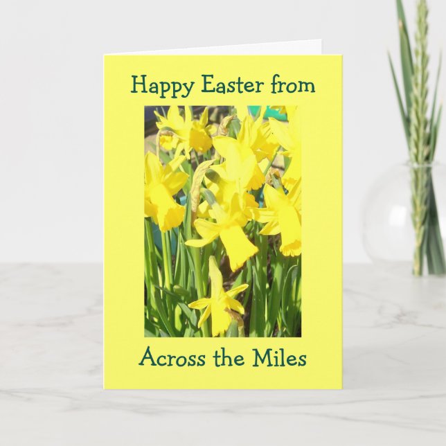 Tarjeta Festiva Daffodils A Través De Las Millas De Pascua (Anverso)