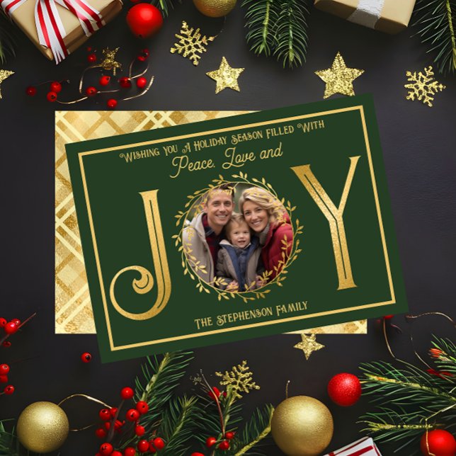 Tarjeta Festiva Deseándote Temporada de Vacaciones Paz Amor y Aleg ("Wishing You A Season ... Peace Love and Joy" Faux Foil Photo Green Christmas Holiday Flat Card )