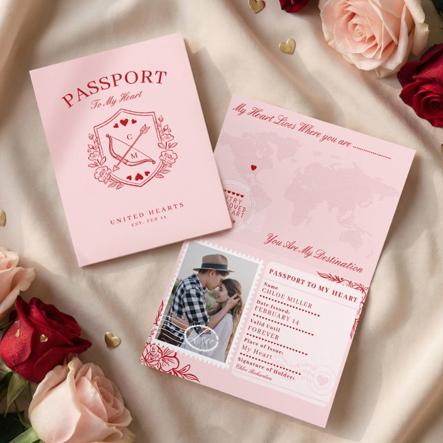 Tarjeta Festiva Destination Passport to My Heart Valentine’s Day (Destination Passport to My Heart Valentine’s Day Holiday Card)