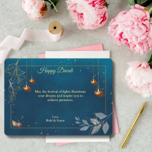 Tarjeta Festiva Diyas de la lámpara de oro púrpura Diwali saludo