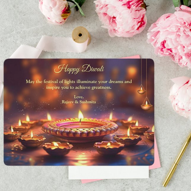 Tarjeta Festiva Diyas de la lámpara de oro púrpura Diwali saludo (Subido por el creador)