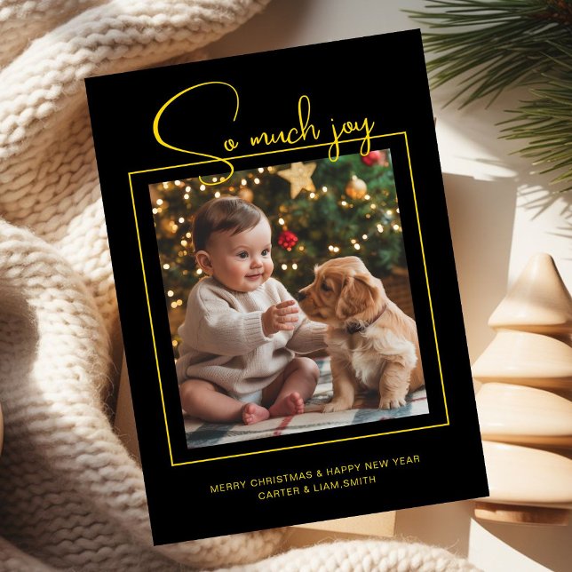 Tarjeta Festiva Dog & Baby Christmas Photo Greeting – So Much Joy (Subido por el creador)