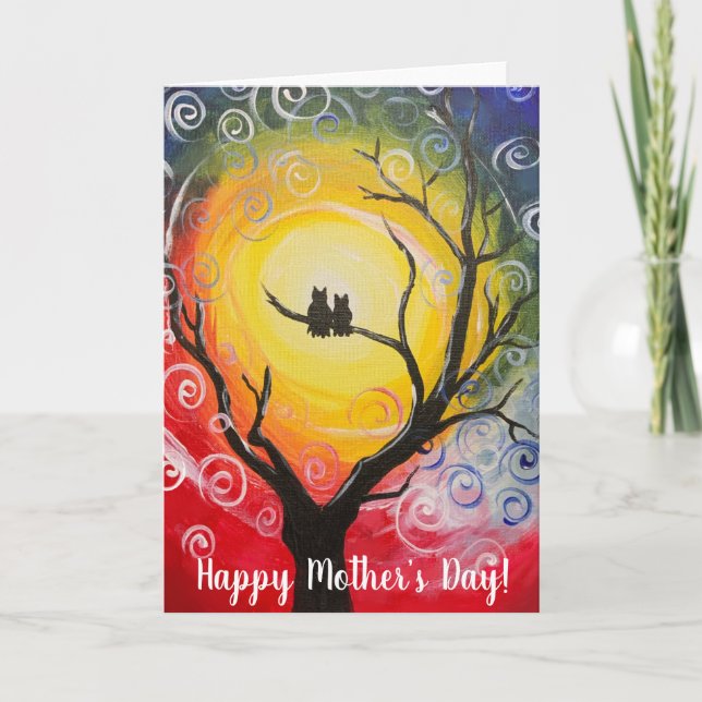 Tarjeta Festiva Dos búhos en un árbol bajo un cielo mágico Día de  (Anverso)