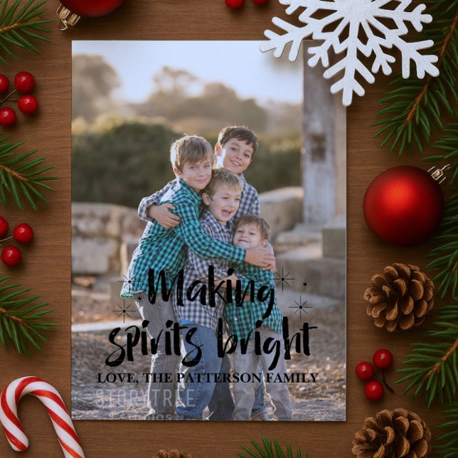 Tarjeta Festiva Ebony Starry hace a los espíritus brillantes fotos (Ebony Starry Making Spirits Bright Holiday Photo Card)