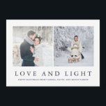 Tarjeta Festiva El amor y enciende la foto moderna del | Jánuca<br><div class="desc">Esta tarjeta elegante,  simple de Jánuca ofrece dos de sus fotos personales,  y las palabras "aman y se encienden" en texto azul de medianoche. La parte posterior contiene un diseño frondoso de moda para una mirada totalmente elegante del día de fiesta.</div>