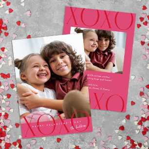 Tarjeta Festiva El día de San Valentín fotográfico XOXO rosa-bajo